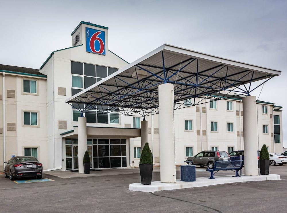 Motel 6-Saskatoon, Sk Екстериор снимка