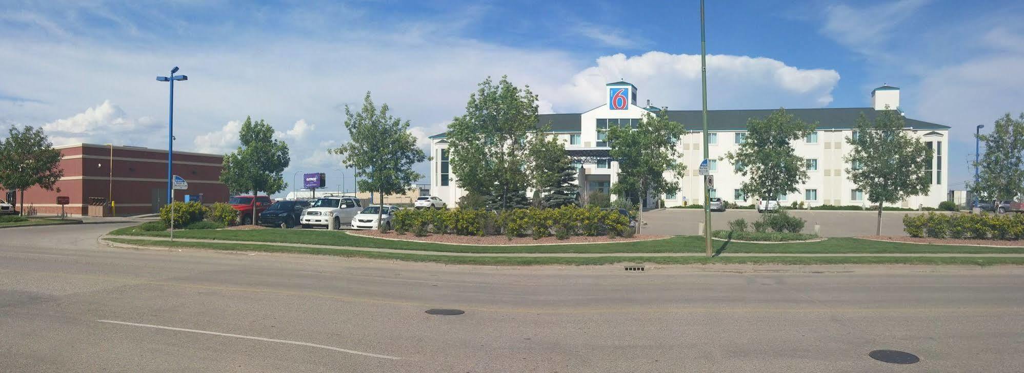 Motel 6-Saskatoon, Sk Екстериор снимка