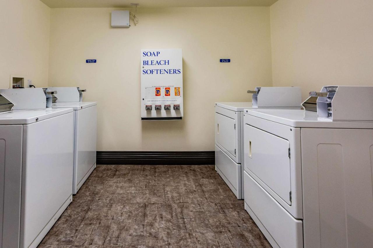 Motel 6-Saskatoon, Sk Екстериор снимка
