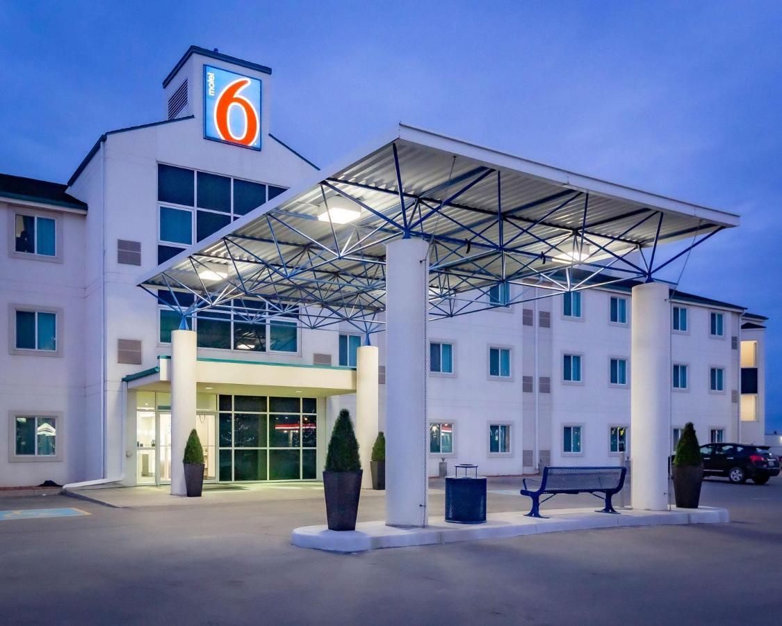 Motel 6-Saskatoon, Sk Екстериор снимка